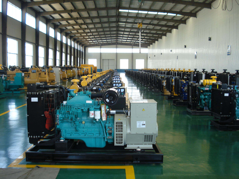 韶关租赁发电机-柴油发电机组冒蓝烟、冒黑烟、冒白烟故障分析