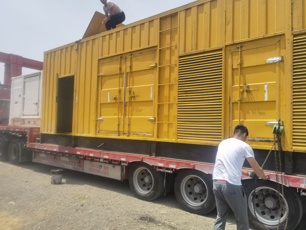 韶关发电机出租100KW发电机需要什么规格的电缆线？