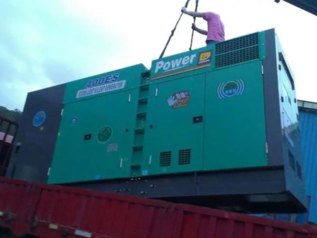 韶关柴油发电机组转速不稳定时，如何对发动机进行维护？