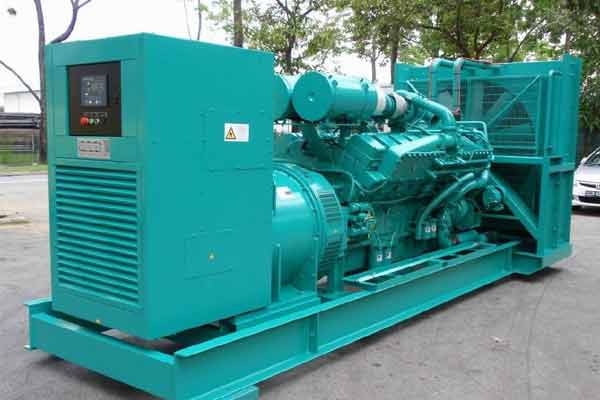 韶关柴油发电机组电压不稳定怎样维修？